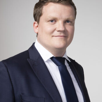 Martin-Cach-scaled
