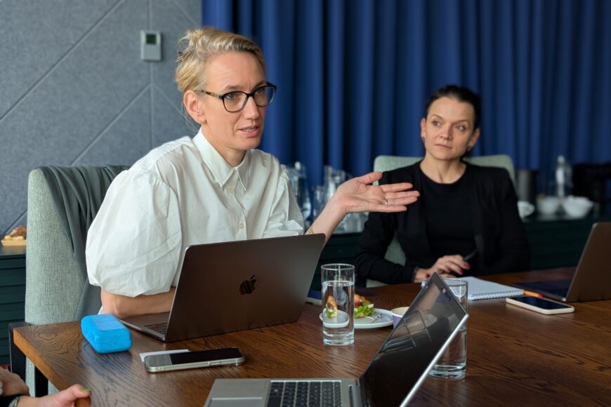 PXL_20251209_093656596.PORTRAIT